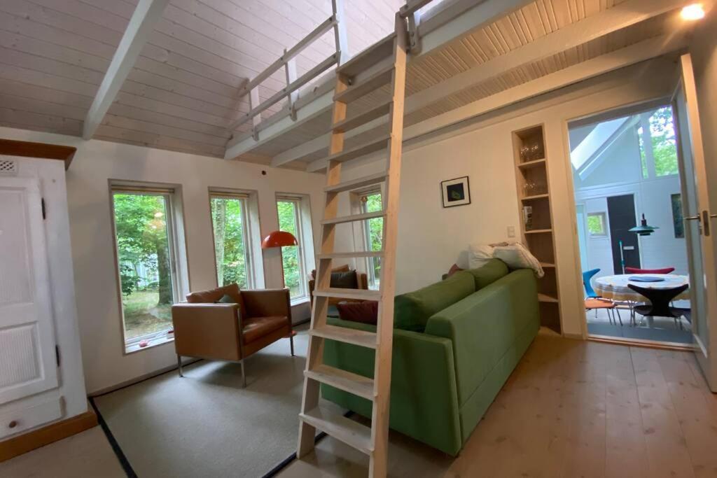 Oak Cottage Near Ronne & Beach Esterno foto